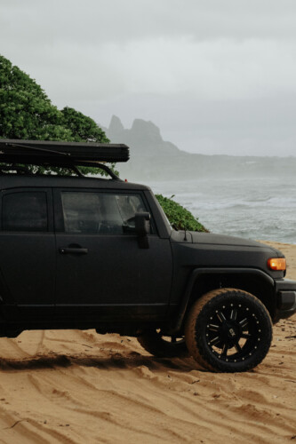 side view of black jeep