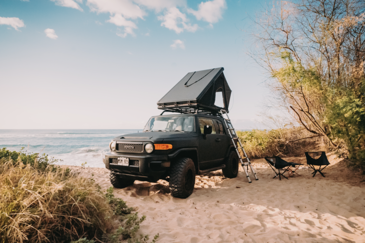 black jeep with camper