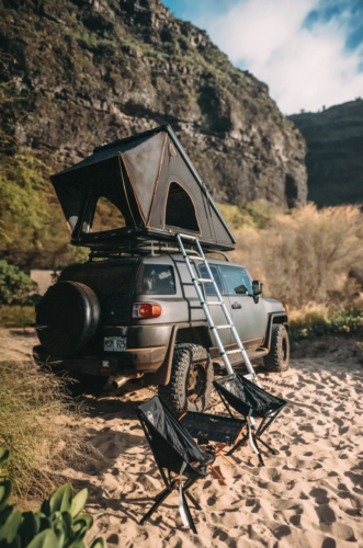 jeep with roof top camp