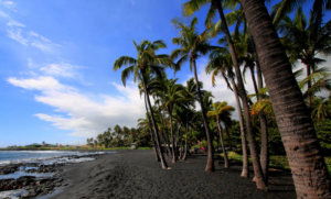 Honomalino Bay Beach